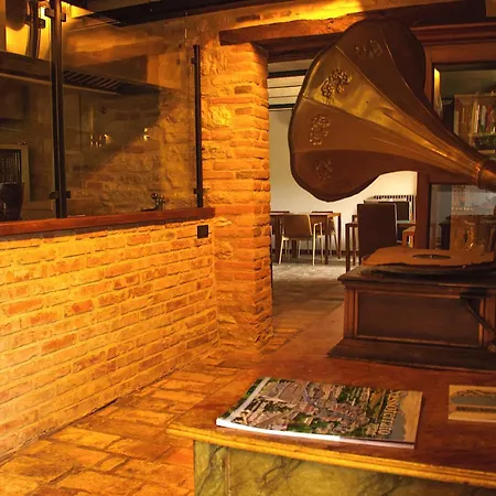 Rocca Contrada Bed & Breakfast Arcevia