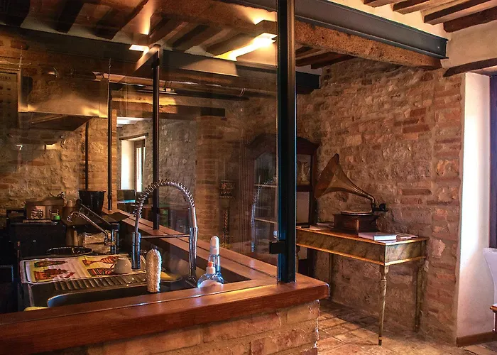 Rocca Contrada 4* Arcevia